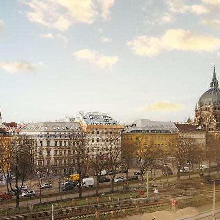 Modern Vienna Apartment In Prime Location ภายนอก รูปภาพ